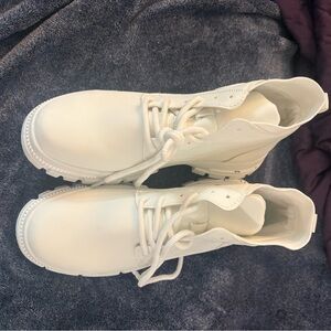 Men's White Lace-Up Tactical Boots